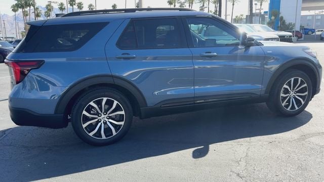 2025 Ford Explorer — side profile view