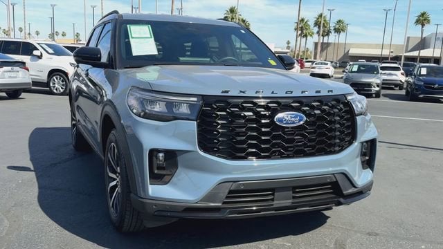 2025 Ford Explorer — interior view