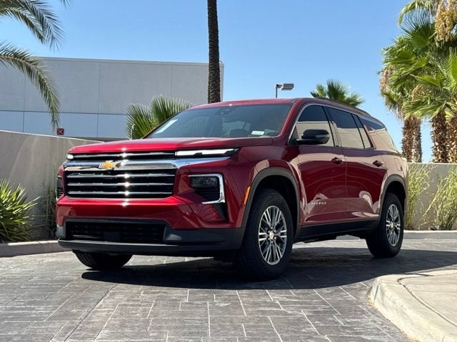 2026 Chevrolet Traverse LT in Radiant Red Tintcoat — front three-quarter view