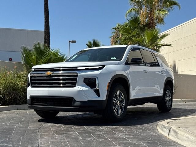 2026 Chevrolet Traverse LT in Summit White — front three-quarter view