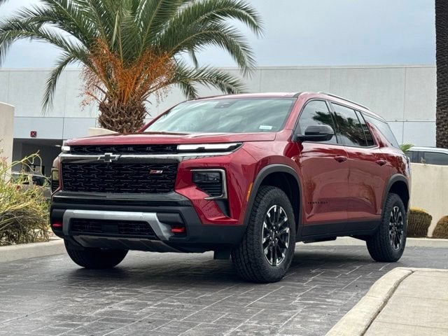 2026 Chevrolet Traverse Z71 in Radiant Red Tintcoat — front three-quarter view
