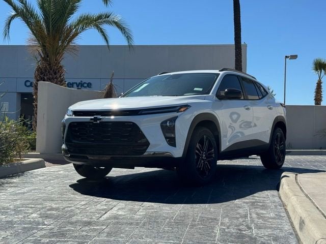 2026 Chevrolet Trax ACTIV in Summit White — front three-quarter view